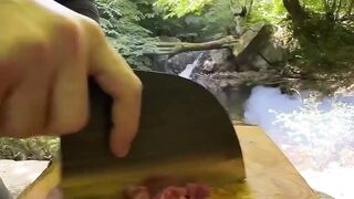 #outdoorcooking #fish #outdoor  kiremitte hamsili pilav pişirme Cooking rice with anchovies on bricks in winter camping 8