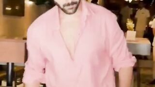 Kartik Aaryan's Dapper look as spotted outside a restaurant #kartikaaryan #short #youtubeshort #shorts #trending #viral #shortvideo