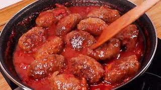 Greek Meatballs With Tomato Sauce Soutzoukakia
