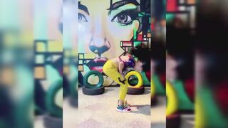 Indian Girl Isha Malvya Dance 2