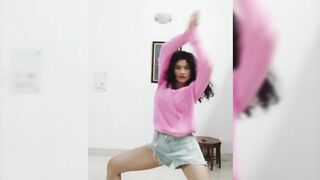 Indian Girl Jahnvi Rawat Dance 4