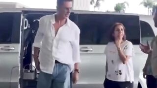 Akshay Kumar Spotted At The Airport! #akshaykumar #short #shorts #trending #viral #bollywood #viralshorts