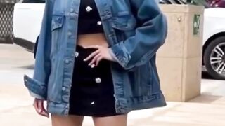 Ananya Panday Rocking The Denim Jacket Look! #ananyapanday #shorts #short #trending #viral #bollywood #shortvideo