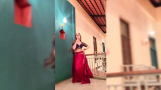 Indian Girl Pooja Bhalla Dance 9