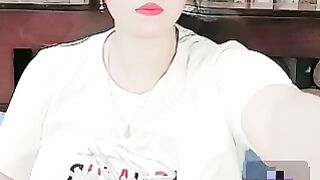 Beautiful Queen tango private livestream show lazy