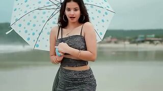 Goa Wale Beach Pe - Tanu Rawat