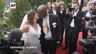 Norwegian princess marries an American self-styled shaman in star-studded wedding.