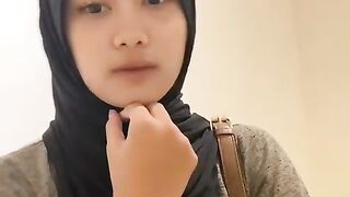 Cantik ga aku beb?