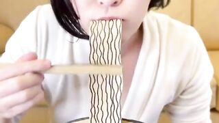 Funny eating 2