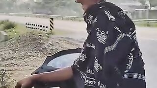এই সবাই সাইড দাও বড় ভাই কিছু কথা বলবে