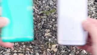 Затоптал ногами телефон!????????