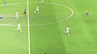 Messi doesn t give GK a chance ????????