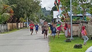 Keseruan bermain anak anak