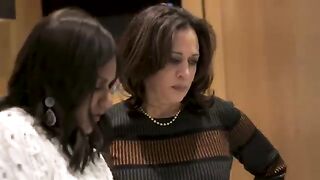Kamala Harris & Mindy Kaling Cook Masala Dosa #USA #Americanculture #Cook