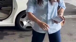 Mira Rajput looks in a Hurry as Spotted At Airport #mirarajput #shorts #viral #youtubeshorts #trending #shortvideo #ytshorts