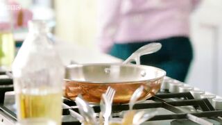 Cooking food in English.