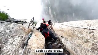 World's DEADLIEST Hike - CHINA'S Huashan Plank Walk ????????