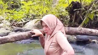 Jilbab kampung gatel 6