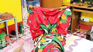 প্যান্টি কে পড়বে