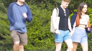 Long farts in Central Park! Hilarious long farts #funnyprank