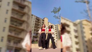 Indian Girl Yukta Dance 23