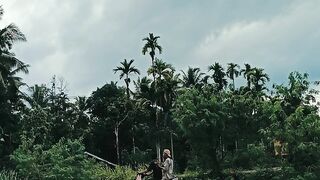 Lambu tendang warga