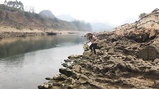 A Girl's Stunning Journey of Harvesting Pearls from Clams