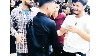 •ক্যারিয়ারের জন্য হাজারো ছেলে-