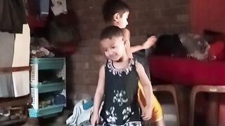 Baby dance