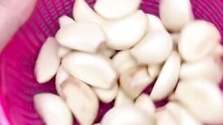 "Easy way to peel garlic"