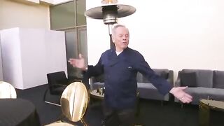 How Chef Wolfgang Puck Serves 25,000 Dishes at The Oscars Every Year — Mise En Place