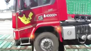 TRUK NYA BISA LEWAT GAK YA _ Skolastika Adriana #shorts