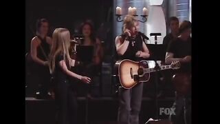 Johnny Rzeznik of Goo Goo Dolls, Avril Lavigne - Iris (Live from Fashion Rocks 2004)