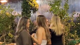 Party with friends 3