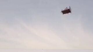 A girl saw that she was sleeping in the sky