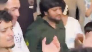 Salman Khan was seen dancing at Ganpati Visarjan at Arpita's house #salmankhan #short #youtubeshort #shorts #trending #viral #shortvideo