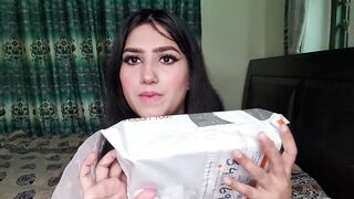 How to wear lenses
