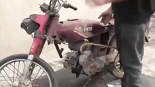 Full Restoration of 40 year old yamaha motercycle