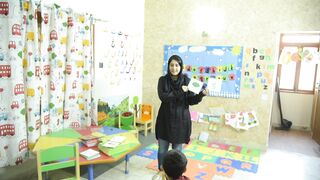 Montessri Books Tells