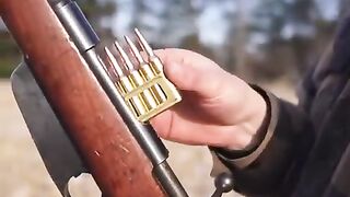 Check the1936 Italian Gun