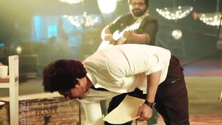 Srk singing nice song