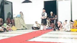 FASHION show kids