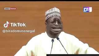 ABDOU MBOW A MOURIR de RIRE