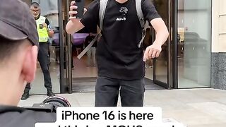 IPHONE16 AND ITS NEW FEATURES 3