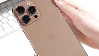 iPhone 16 Gold titanium ????