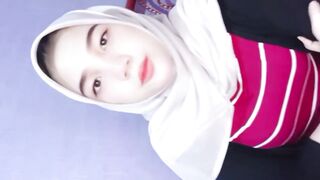 HIJAB TOBRUT 77