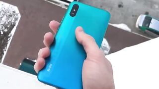 Выбрасываю свой телефон!