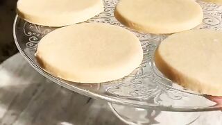 Strawberry Shortbread Cookies