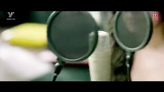 Chahun main ya naa,,, favorite song