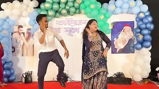 Dance parformensideo iske liye ak like or subsceibe karna